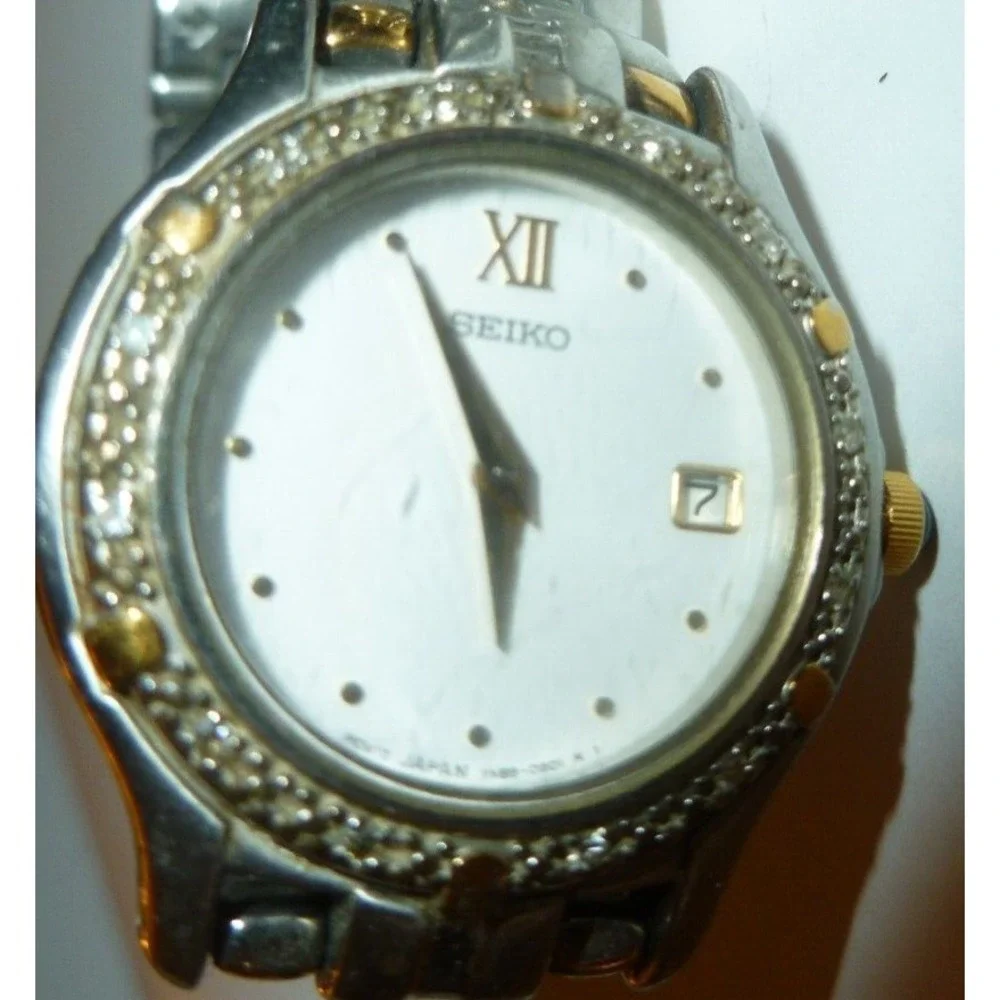 Vtg Seiko Watch Women‎ 23mm Gold Silver Tone Date 7N89-0449 DIAMOND